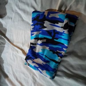 Camo fur-lined leggings